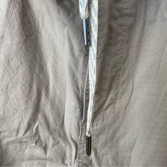 Vuori Ripstop Pant with Zip Pockets and Drawstring. Beige. Men’s XL - Picture 4 of 14